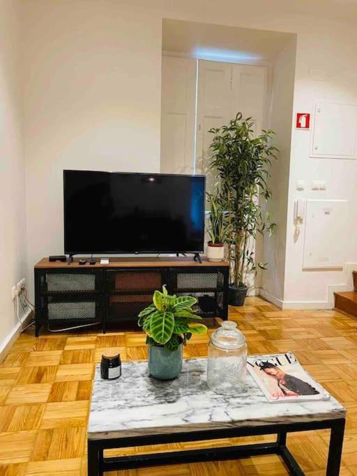 Apartment Moderno Com Jardim Av. Da Liberdade Lissabon